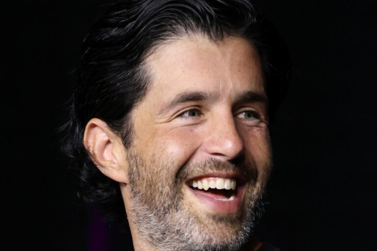 Josh Peck’s child acting pay disclosure sparks industry earnings debate