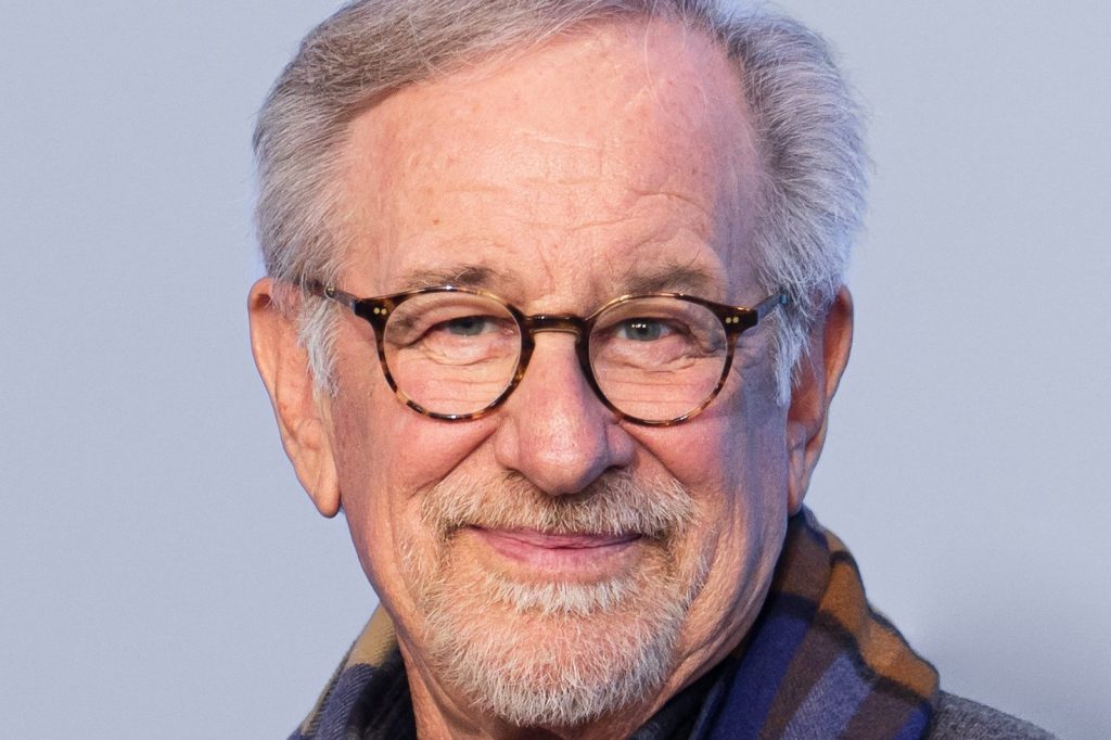 Spielberg Rejects Sci-Fi Label, Calls Alien Contact Evidence Overwhelming