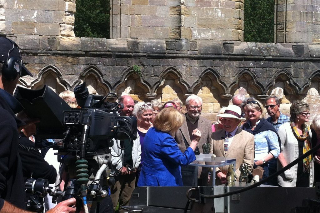 Antiques Roadshow Expert Theo Burrell Dies at 39 After Cancer Battle