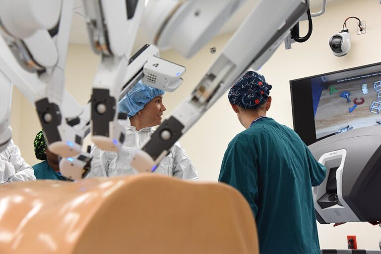 Medtronic Wins FDA Clearance for LigaSure Device on Hugo Robot